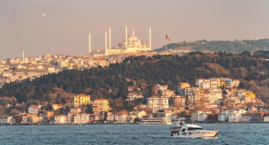 携程同程，追着对方跑