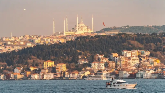 携程同程，追着对方跑