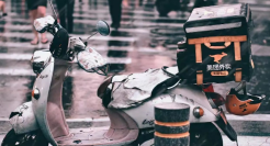 快手外卖，搅局高于入局