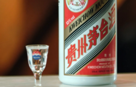 一箱亏3000，飞天茅台也扛不住了？