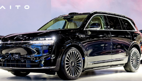 问界M9登顶，吓了BBA一跳