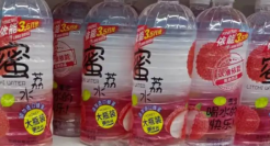 3块5就能买一升，这个吊打冰红茶的“杂牌”被打工人捧成新晋「屌丝饮料」？