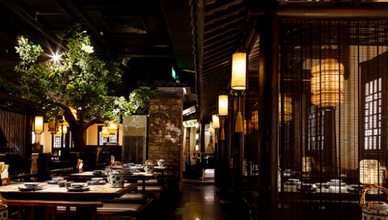 绿茶餐厅，“美食荒漠”中的网红餐厅