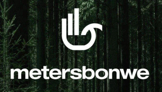 美特斯邦威换logo，撞脸招聘网站？