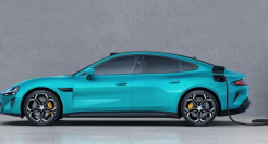 何小鹏要跟雷军争抢年轻人了