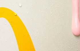 麦当劳新海报好会啊！一滴入魂！