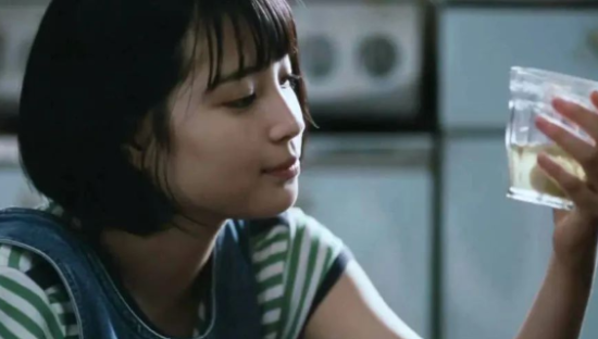 到底谁在买4块钱一个的冰杯啊？