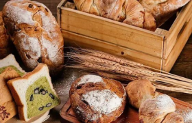 一个面包卖35元，高价烘焙又“杀”回来了！