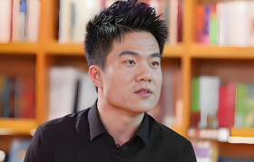 2.18 亿分手费背后，董宇辉为什么要离职？