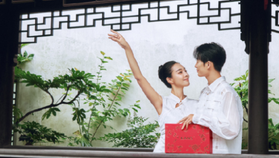 韩束x苏州丝绸博物馆，品千年苏绣的风雅