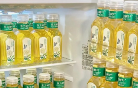 要想饮料卖得好，包装变大或变小