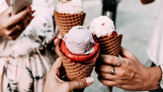 “寿命仅4小时”，50一个的高价冰淇淋，逆天改命