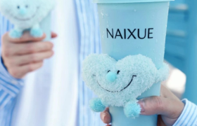 一周案例：泸州老窖邀成龙献唱，瑞幸xLoopy联名......