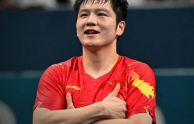 张继科借樊振东“复出”？星巴克彻底急了！