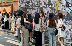 又忙又穷的年轻人，已经没心情排队了