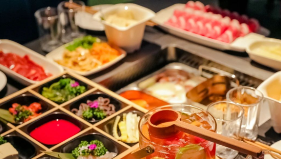 海底捞被曝特殊收费？网友：彻底不装了！