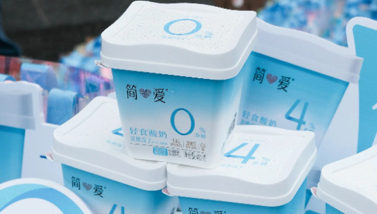 紧急下架，一年卖20亿的网红酸奶出事了