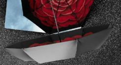 杨幂抢救失败，200亿大网红撑不住了