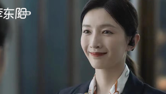 从月入4万到月入400，奢侈品柜姐不拽了