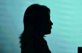 9800的美容仪，治不好董小姐的焦虑