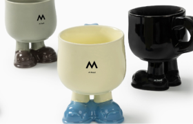 做周边，谁卷得过 M Stand？