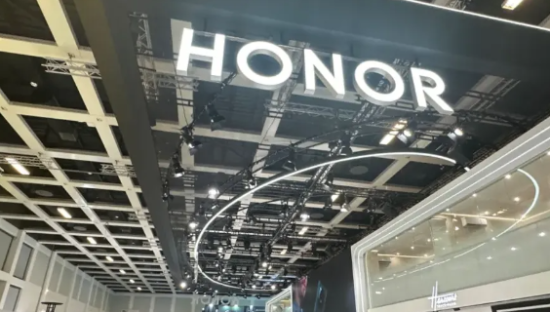 击败三星，世界荣耀成了！