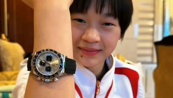 全红婵晒劳力士惹争议，网友破防了！