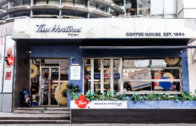 GAP × Tims 让自在加「贝」