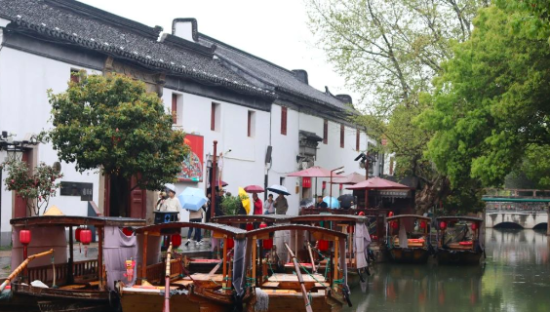 又快又省的短途游，年轻人爱了