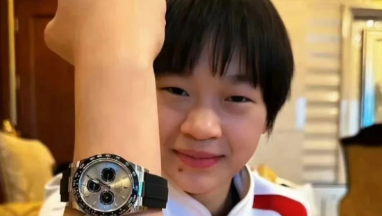 全红婵晒28万劳力士，到底让谁破防了？