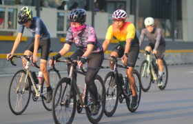 年轻人疯玩的骑行，带火年入过亿的生意