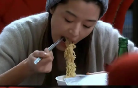 月薪2万都快要吃不起泡面？“性价比泡面”被打工人默默买爆