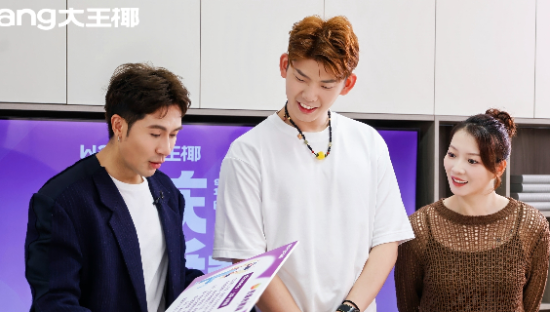 奥运冠军CP甜蜜撒糖，大王椰成为幸福生活的“幕后推手”