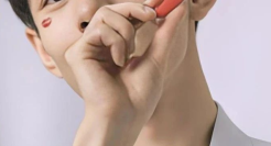 淘宝李佳琦爆发，京东又叫板李佳琦