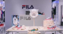 郑钦文、杨幂的泼天流量，带不动安踏“摇钱树”了