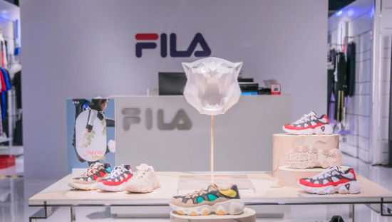 郑钦文、杨幂的泼天流量，带不动安踏“摇钱树”了