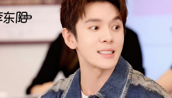 狂撒5个亿，“消失”的李佳琦又卖爆了