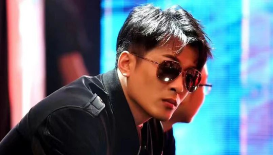 回归首播狂卖64亿，辛巴审判广东夫妇！