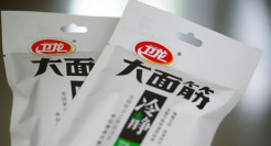 被日本退货的卫龙辣条，惹怒中国消费者