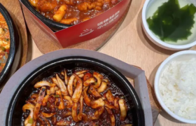 花5亿做快餐，贾国龙输给80后