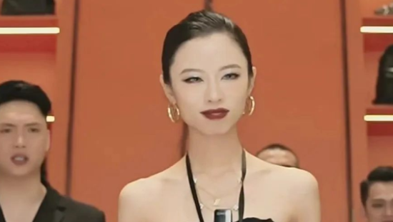 靠“虫草内裤”带货1亿，“男装一姐”炸裂全网！