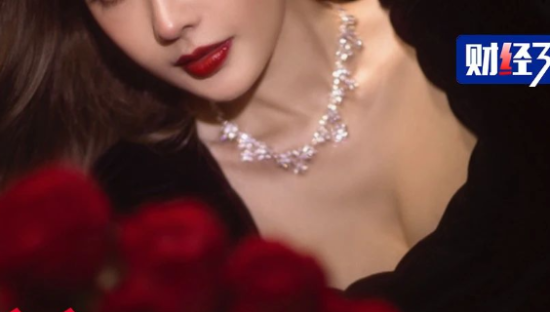 “初代捞女网红”赚爆1亿，全网破防了！