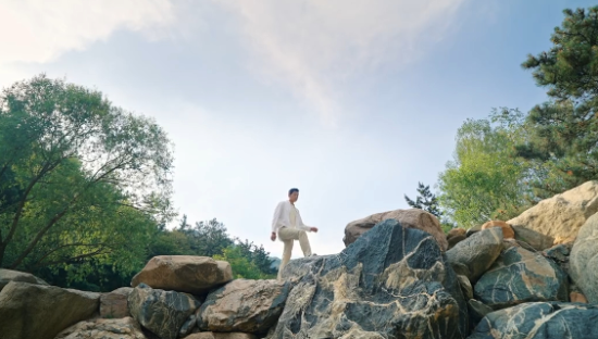 东阿阿胶 × 中国国家地理一起溯黄金水源