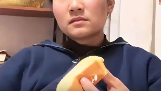 比“山姆生儿子水”炸裂！娇妻瑞士卷卖爆了...