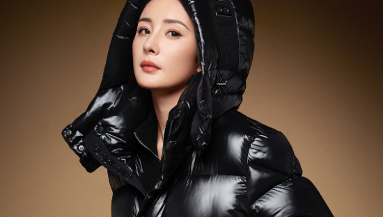 高梵携手杨幂共赴今冬之旅