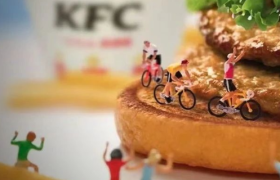 大学生“夜骑开封”惹争议，KFC成了最后大赢家！