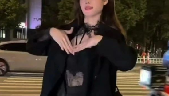 体操冠军“擦边”被禁，吓坏了椰树！