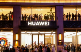 华为 ×《人物》讲述 Mate 背后的「相伴」故事