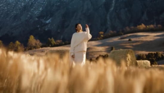 霸王茶姬 ×《遇见梵高》带你畅游油画世界