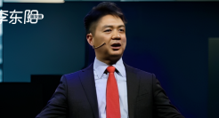 刘强东的8倍年终奖，兄弟们乐开了花